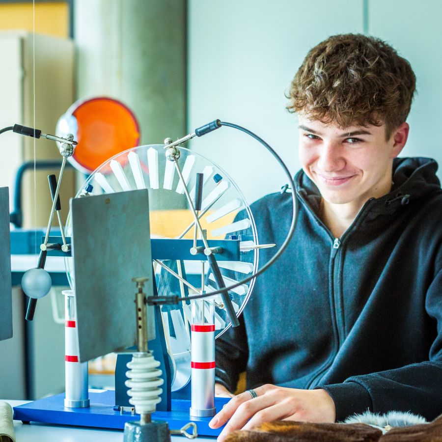 Berufliches Schulzentrum für Wirtschaft, Technik, Sozialwesen und Ernährung des Erzgebirgskreises, Annaberg-Buchholz, Zschopau und Seiffen Header Bild